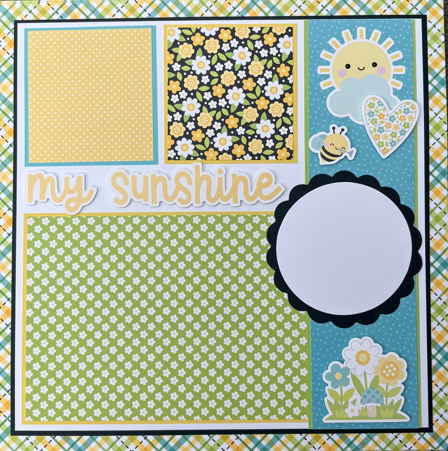 Bee Happy 12x12 layout Bundle