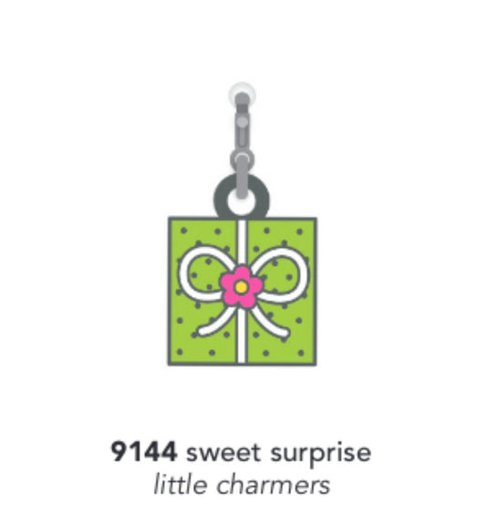Little Charmer Sweet Surprise Cupcakes and Candles