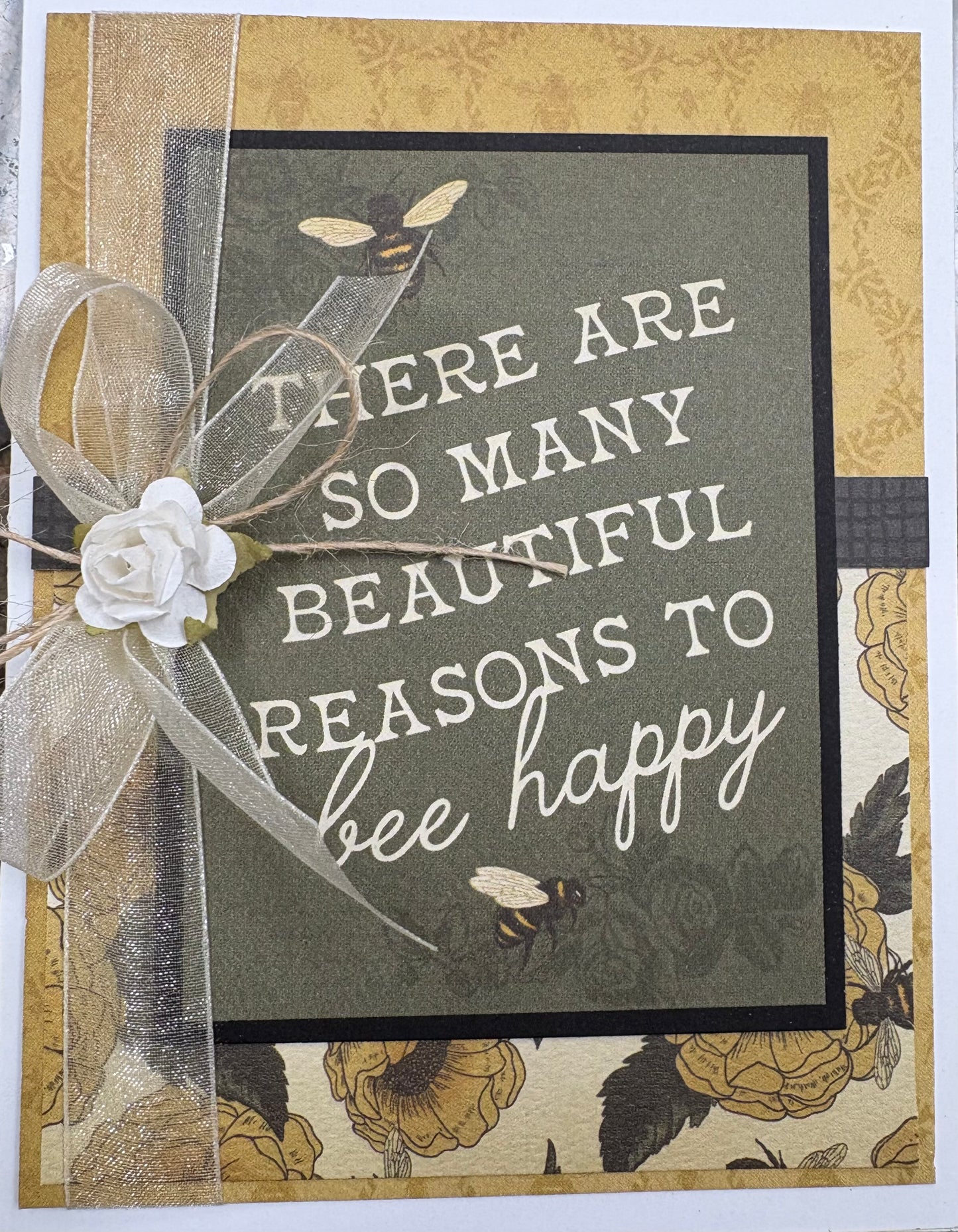 Beautiful Reasons to Bee Happy Card Kit